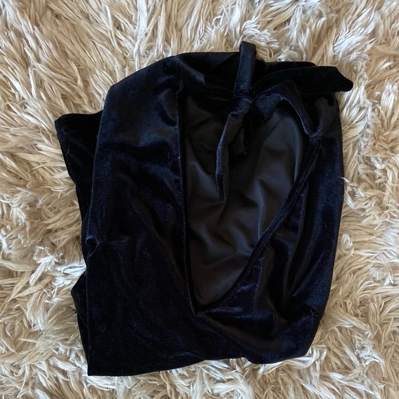 Velvet body suit. Never worn - Picture 3 of 3